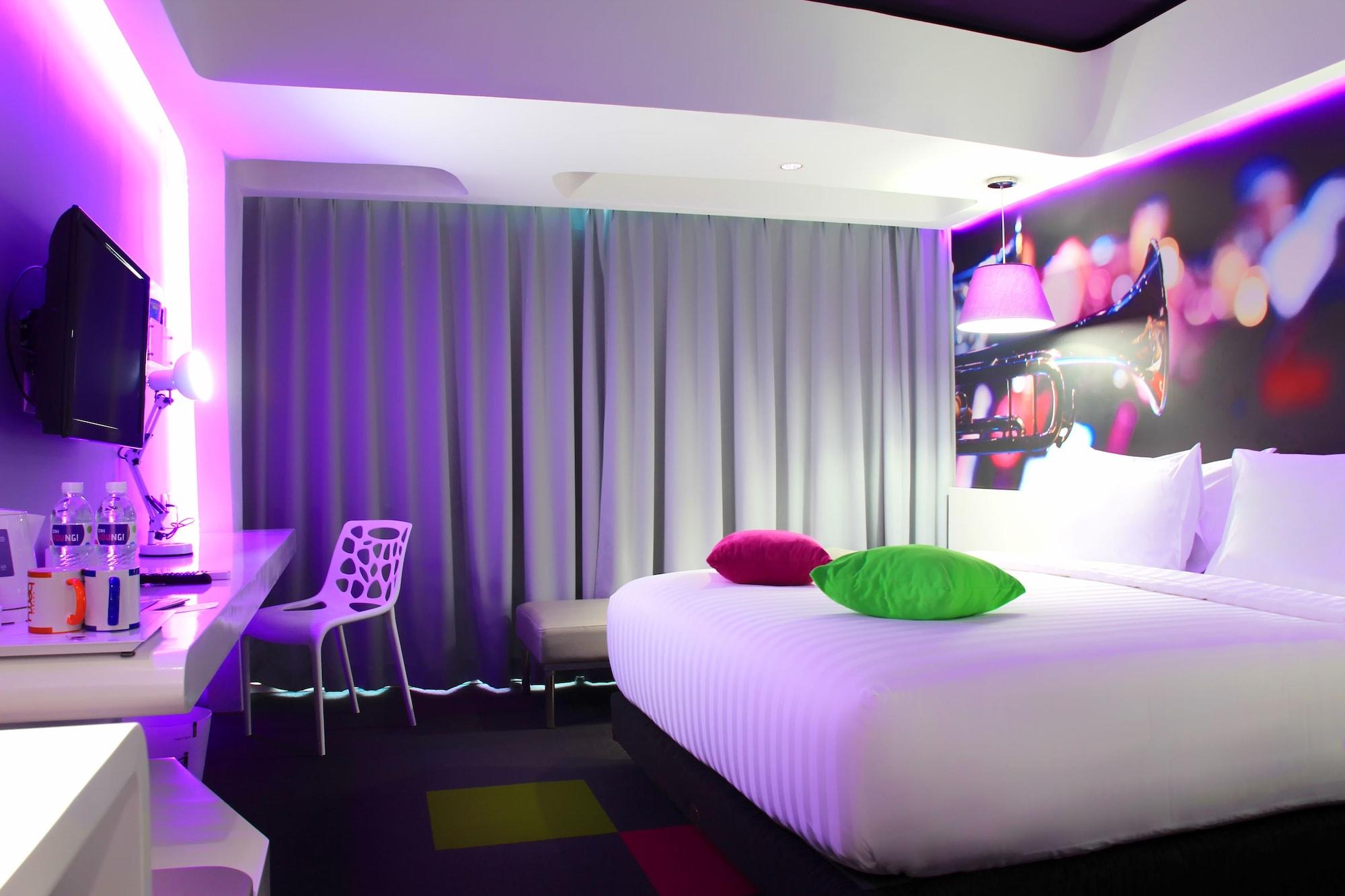 Berry Glee Thematic Hotel Кута Екстер'єр фото